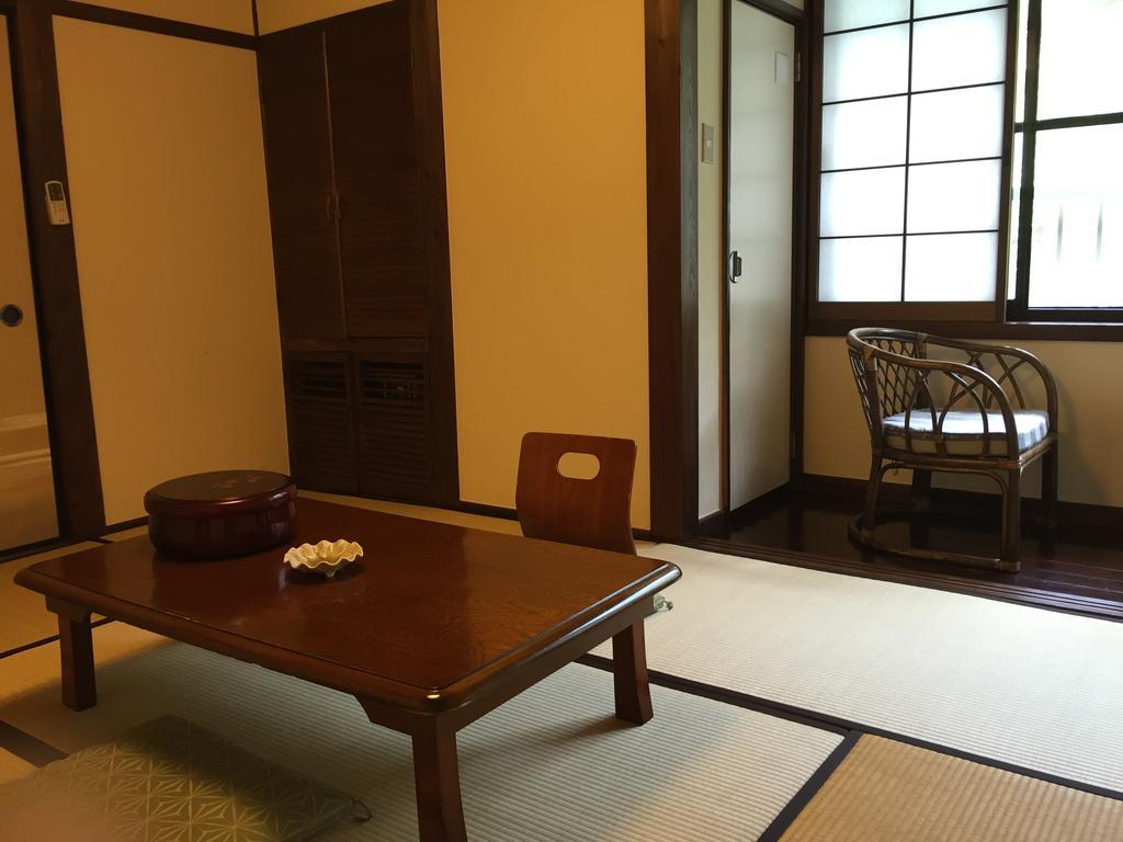 Seifusou Hotell Yufu Rom bilde